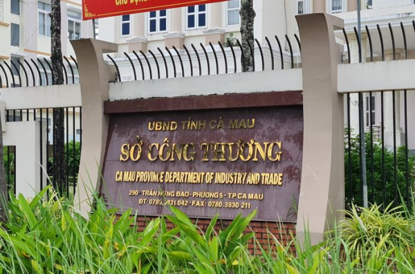 Cựu Giám đốc Sở Công thương Cà Mau bị kỷ luật cảnh cáo -0