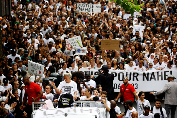 Pháp: Bạo loạn khắc họa sâu những mâu thuẫn xã hội -0