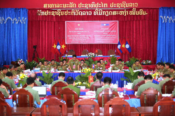Tăng cường hợp tác bảo đảm an ninh trật tự giữa Công an tỉnh Nghệ An với Công an 3 tỉnh nước bạn Lào -0
