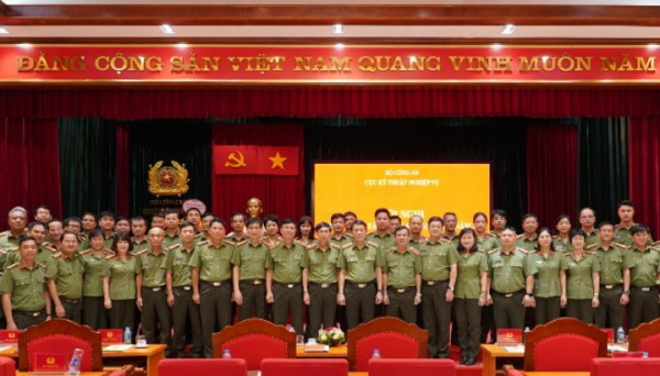 Thứ trưởng Lương Tam Quang dự hội nghị sơ kết 6 tháng đầu năm 2023 của Cục Kỹ thuật nghiệp vụ -0