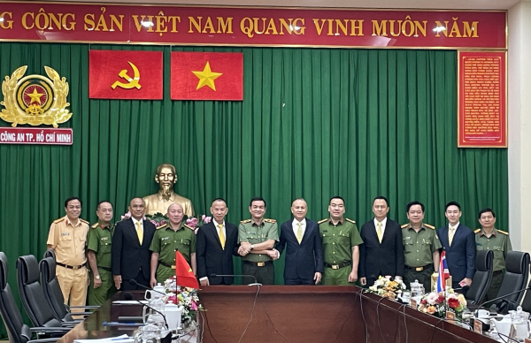 Cảnh sát Hoàng gia Thái Lan đến thăm và làm việc với Công an TP Hồ Chí Minh -0