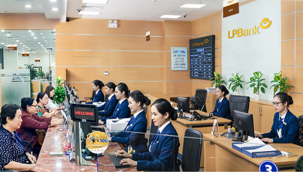 LPBank cam kết đảm bảo quyền lợi hợp pháp, chính đáng của khách hàng  -0