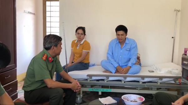 Công an tỉnh Bà Rịa-Vũng Tàu thăm hỏi, động viên các gia đình Liệt sĩ và người dân tại Đắk Lắk -1