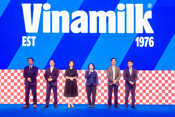Vinamilk công bố nhận diện thương hiệu mới -0