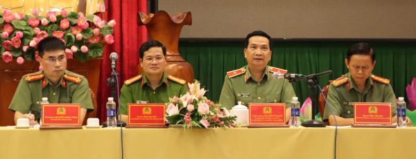 Ban Giám đốc Công an tỉnh Đồng Nai đối thoại với lực lượng Công an cơ sở -0