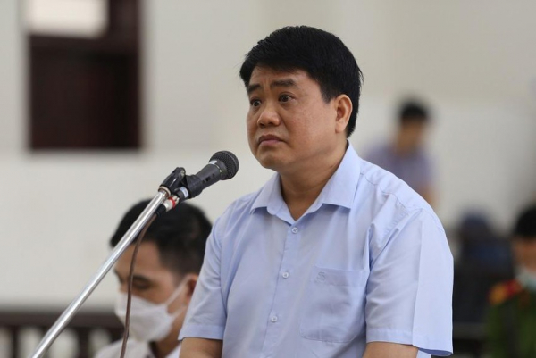 Cựu Chủ tịch Nguyễn Đức Chung lại bị truy tố vì “can thiệp” trồng mới cây xanh  -0
