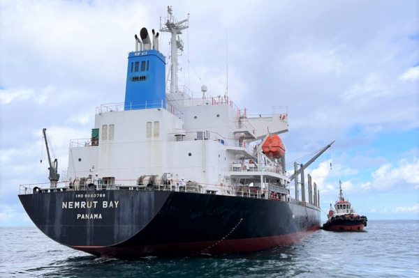 Cứu hộ thành công tàu hàng mang quốc tịch Panama bị mắc cạn -0