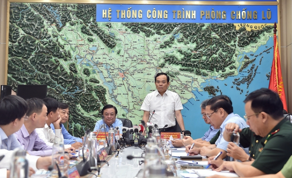 Phó Thủ tướng Trần Lưu Quang: Tuyệt đối không chủ quan với bão số 1 -0