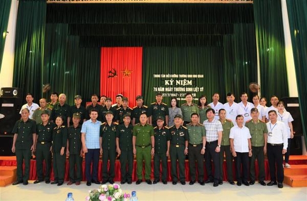 Deputy Minister  Nguyen Van Long visits Nho Quan Wounded War Veterans Nursing Center -0