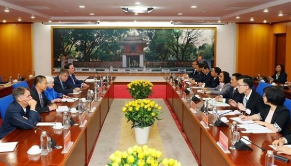 Vietnam, US further promote financial cooperation -0