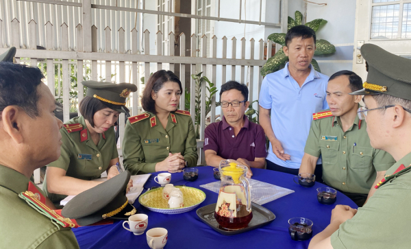 Các tổ chức đoàn thể CAND tri ân các gia đình thương binh, liệt sĩ tại Đắk Lắk -1