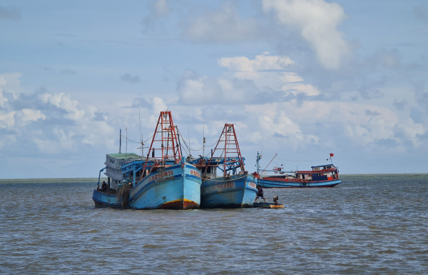 Cà Mau quyết liệt chống khai thác IUU -0