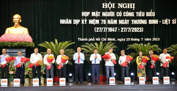 TP Hồ Chí Minh họp mặt người có công tiêu biểu nhân kỷ niệm 76 năm Ngày Thương binh - Liệt sĩ -0
