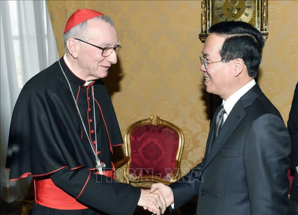 Chủ tịch nước Võ Văn Thưởng gặp Thủ tướng Tòa thánh Vatican, Hồng y Pietro Parolin -0