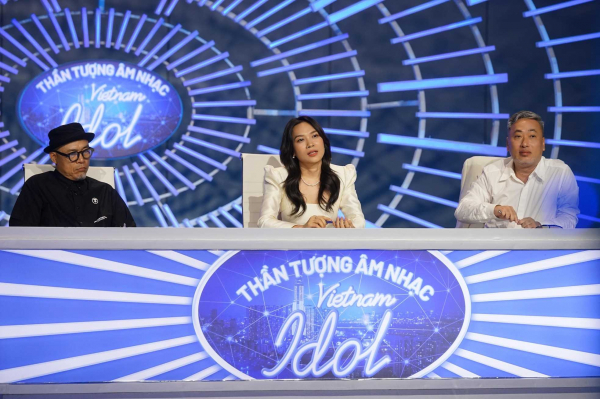 1 vietnam idol.jpg -0