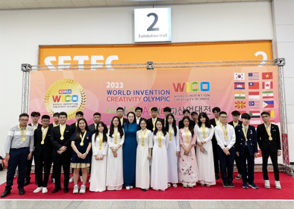 Đoàn học sinh Việt Nam đạt thành tích cao tại Cuộc thi KHKT Olympic Phát minh và Sáng chế thế giới WICO 2023 -1