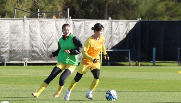 FIFA bố trí chuyên cơ phục vụ ĐT nữ Việt Nam -0