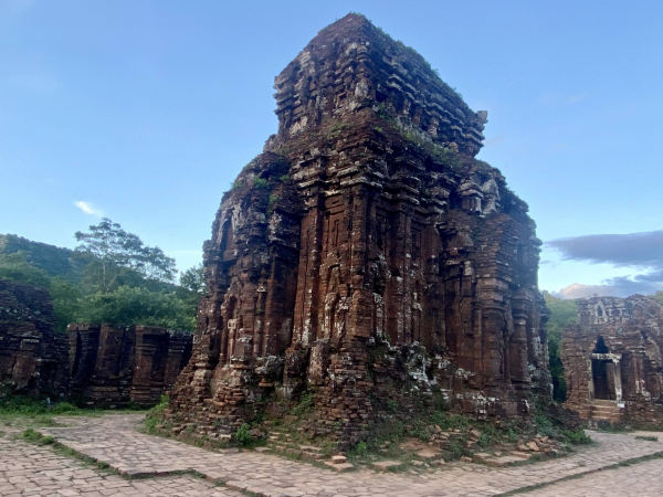 Vẻ đẹp kỳ bí của Thánh địa Mỹ Sơn hút khách du lịch tới Quảng Nam -3