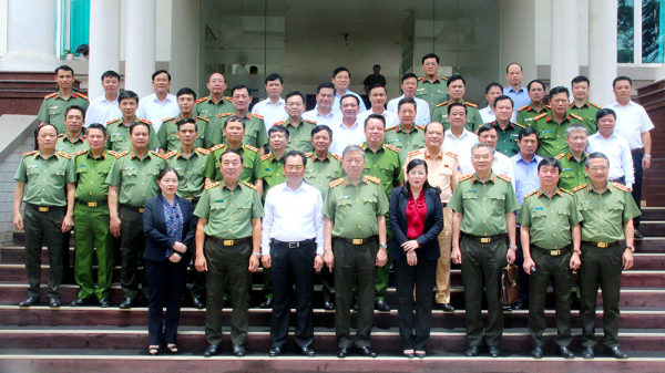 Xây dựng Thái Nguyên ngày càng giàu đẹp, văn minh, hiện đại -0