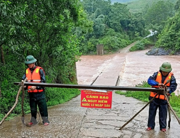 Mưa lớn gây ngập lụt chia cắt cục bộ một số địa bàn ở vùng cao -0