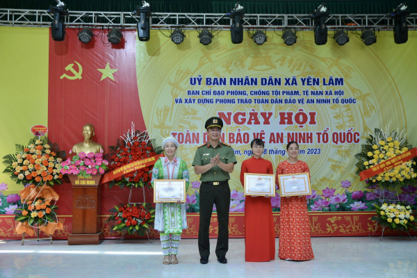 Sôi nổi Ngày hội toàn dân bảo vệ ANTQ ở xã Yên Lâm, tỉnh Tuyên Quang -0