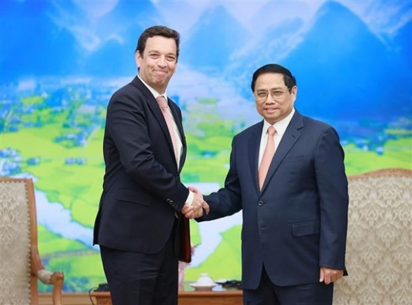 PM calls on Abbott to expand investment in Vietnam -0