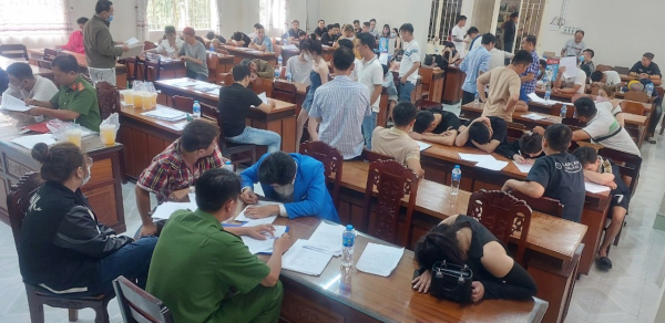 Phát hiện 60 người dương tính với ma tuý tại cơ sở ăn uống ở Tiền Giang -0