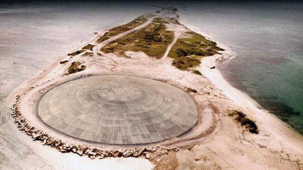 “Bóng ma” từ nấm mồ hạt nhân  Runit Dome -0