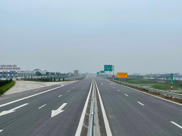 Đề xuất đầu tư hơn 2.000 tỷ đồng mở rộng cao tốc Cao Bồ - Mai Sơn -0