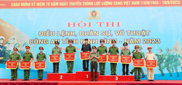 Công an tỉnh Ninh Bình tổ chức Hội thi Điều lệnh, quân sự, võ thuật -0