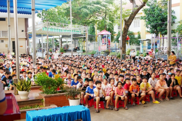 Over 700 students join “A day to act as firefighters” program -0