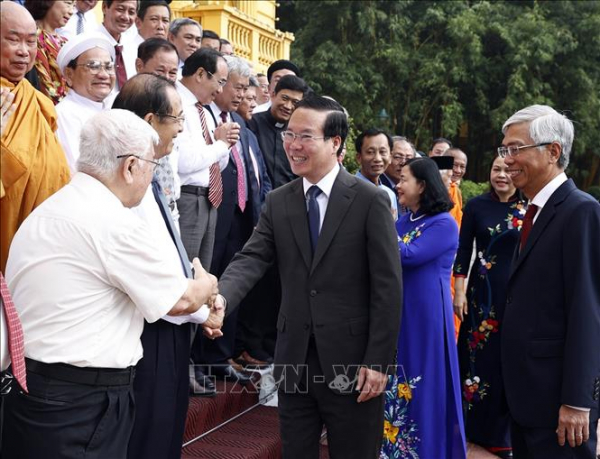 Chủ tịch nước tiếp đại biểu các tôn giáo, nhân sĩ, trí thức tiêu biểu TP Hồ Chí Minh -1