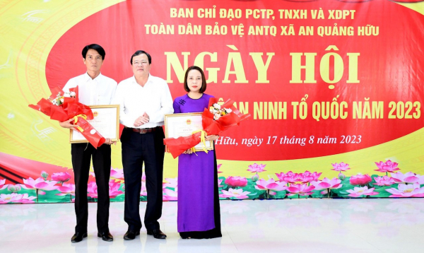 Đẩy mạnh phong trào trào toàn dân bảo vệ An ninh Tổ quốc trên không gian mạng -0