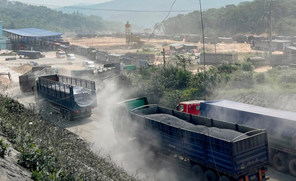Thừa Thiên-Huế lập dự án 8.000 tỷ đồng làm băng tải vận chuyển than xuyên biên giới -0
