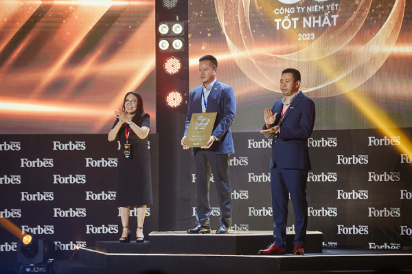 MB vào Top 50 công ty niêm yết tốt nhất Việt Nam 2023 của Forbes -0