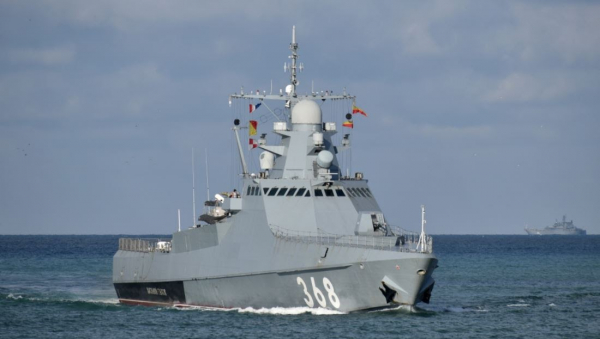 Xuồng không người lái Ukraine tập kích tàu chiến Nga ở biển Đen -0