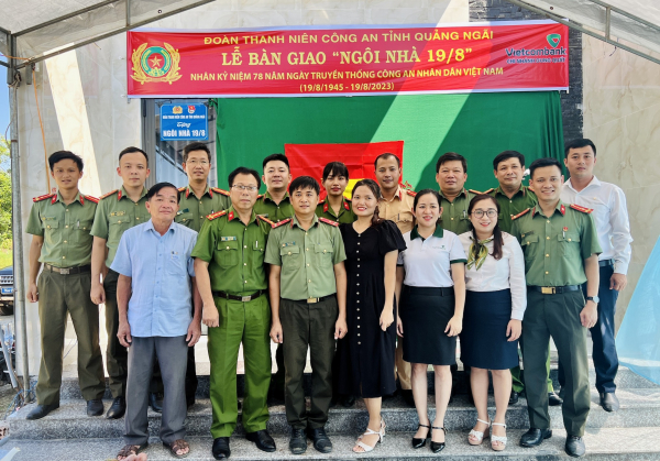 Nhiều hoạt động ý nghĩa nhân 78 năm Ngày truyền thống CAND Việt Nam -0