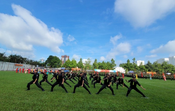 Police in Ho Chi Minh City compete in sports and martial arts    -0