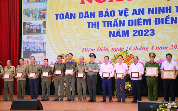 Thai Binh hosts “All People Protect National Security” festival -0