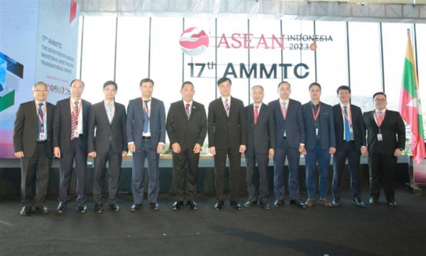 Vietnamese head delegate suggests expanding cooperation at 13th AMMTC+3 Consultation -0