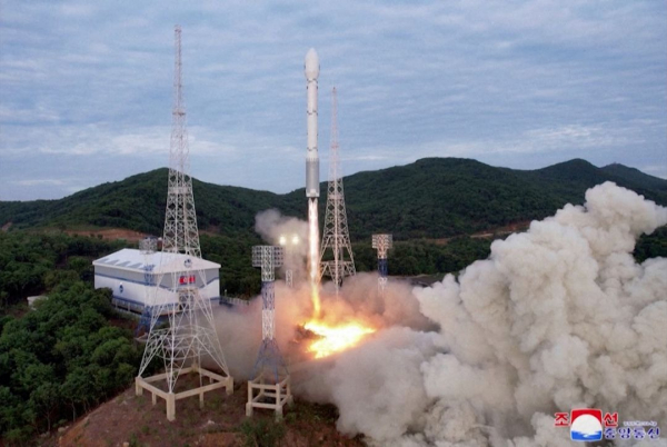 iều Tiên xác nhận vụ phóng vệ tinh tiếp tục thất bại  -0
