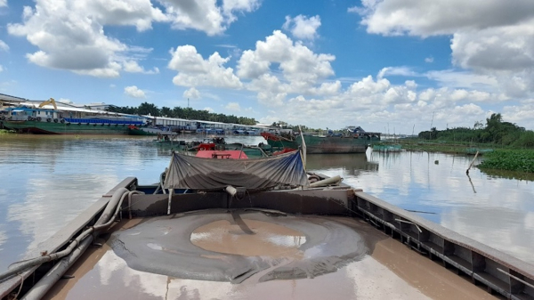 Đồng Tháp gia hạn, cấp mới loạt giấy phép khai thác cát không đúng quy định -0