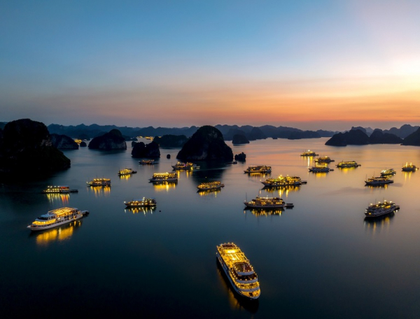 Trao giải và triển lãm ảnh “Tỏa sáng Việt Nam - Amazing Vietnam” -0