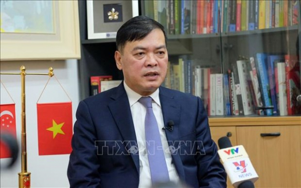 Singaporean PM’s Vietnam visit to help booster strategic partnership: diplomat -0