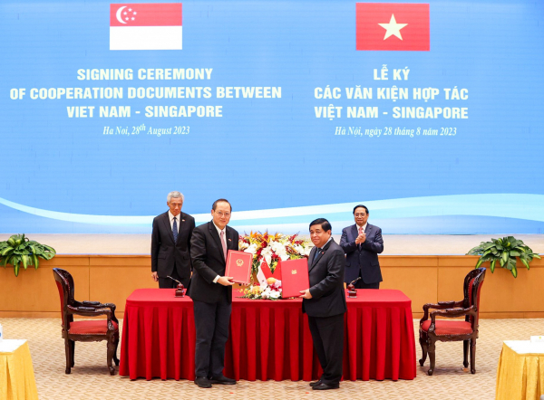 Việt Nam và Singapore ký kết 7 văn kiện hợp tác quan trọng -0