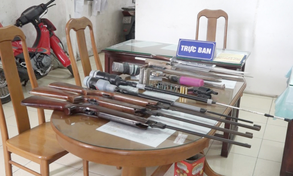 Chủ tịch tỉnh Sóc Trăng kêu gọi người dân giao nộp vũ khí, vật liệu nổ -0