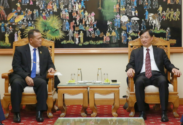 Vietnam, Indonesia agree to share experiences in implementing digital transformation -0