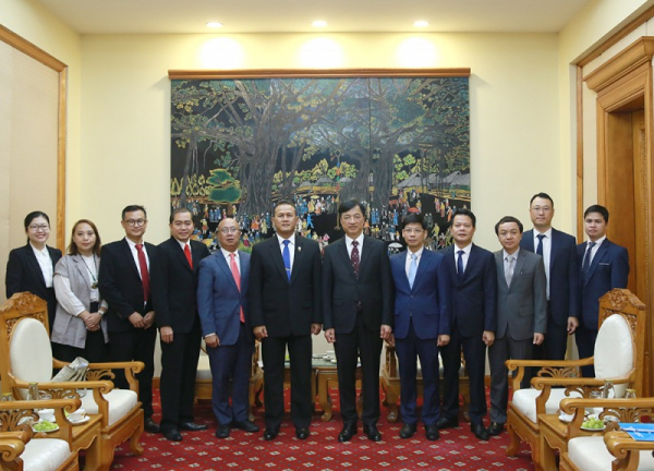 Vietnam, Indonesia agree to share experiences in implementing digital transformation -0