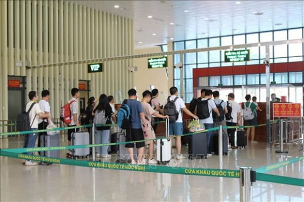 E-visa proves convenient at Lang Son’s border gate -0