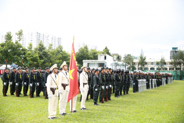 Trung đoàn Cảnh sát cơ động xứng đáng là “Quả đấm thép” của Công an TP Hồ Chí Minh -0